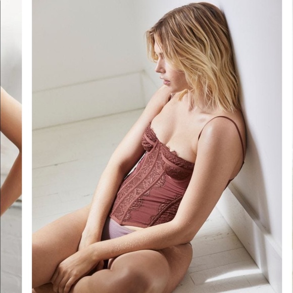 Urban Outfitters Out From Under Modern Love Corset in Chocolate - Picture 3 of 5